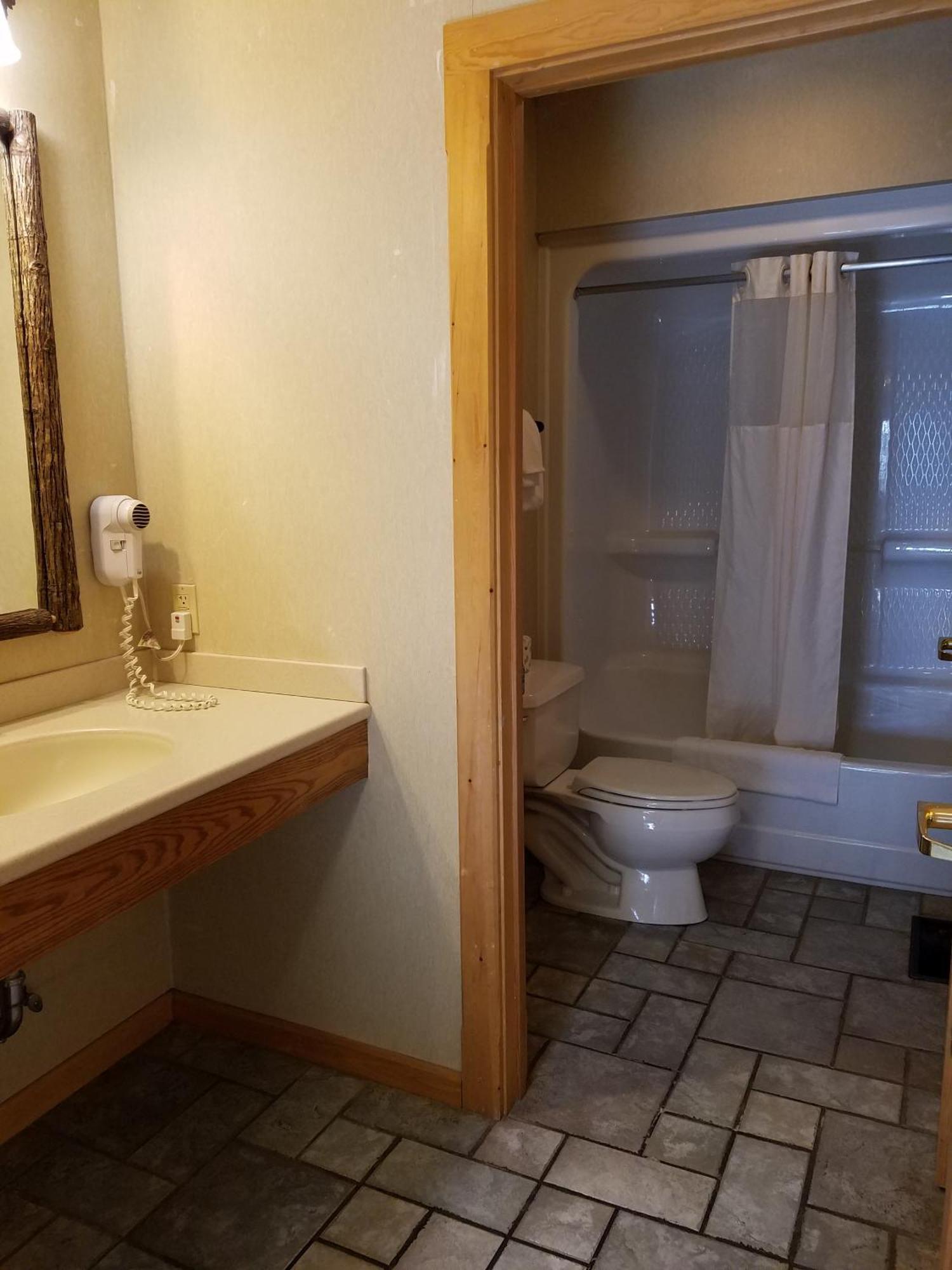 Potawatomi Inn&cabins 3*